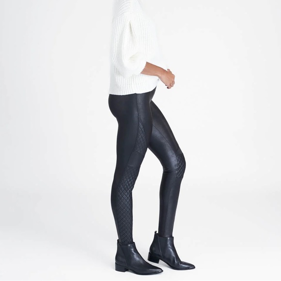 NWT Spanx Quilted Faux Leather Leggings in Very Black - Picture 4 of 10